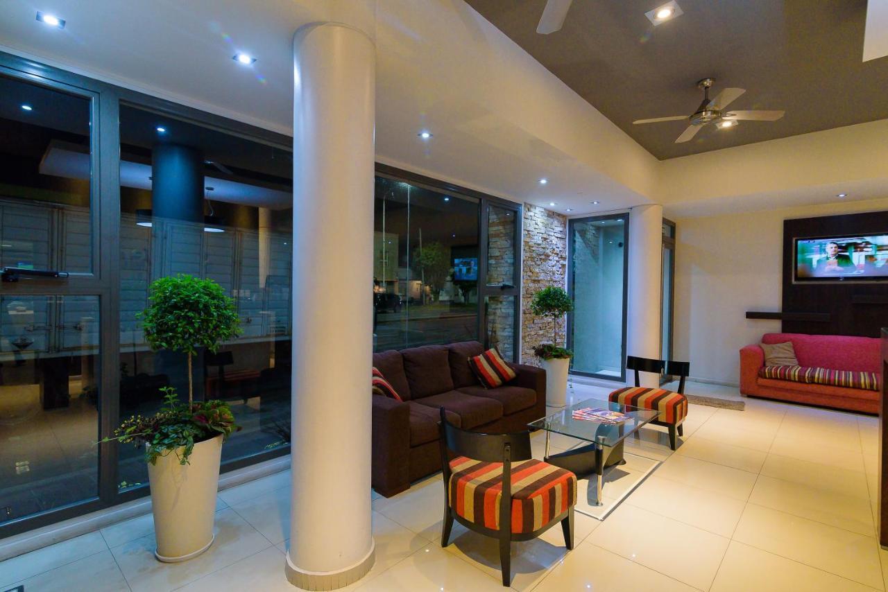 Hotel Coe Vera Paraná Εξωτερικό φωτογραφία